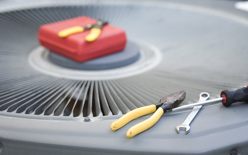 Why Schedule AC Maintenance in Early Spring